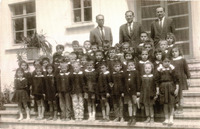 Bilecik Atatürk İlkokulu Önünde Toplu Fotoğraf