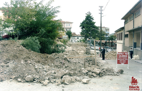Santral Sokak'ta Asfalt Yol Çalışması