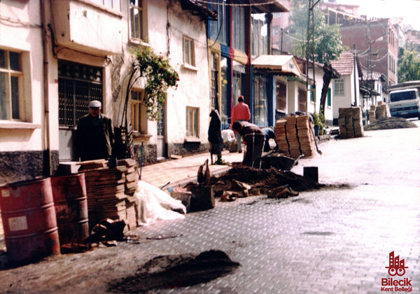 Rasim Bey Caddesi