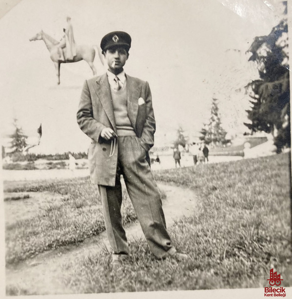 Erol Aral Öğrencilik