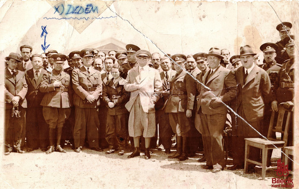 Gazi Mustafa Kemal Atatürk Eskişehir Tayyare Mektebi Ziyareti Hatırası 