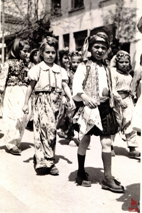 Bilecik Malhatun İlk Okulu Folklor Ekibi 